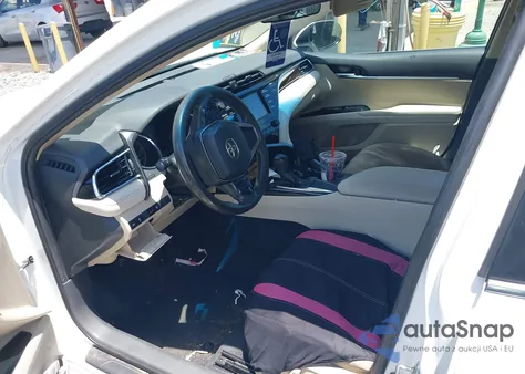 2018 Toyota Camry Le from USA, damaged, VIN 4T1B11HK3JU043982